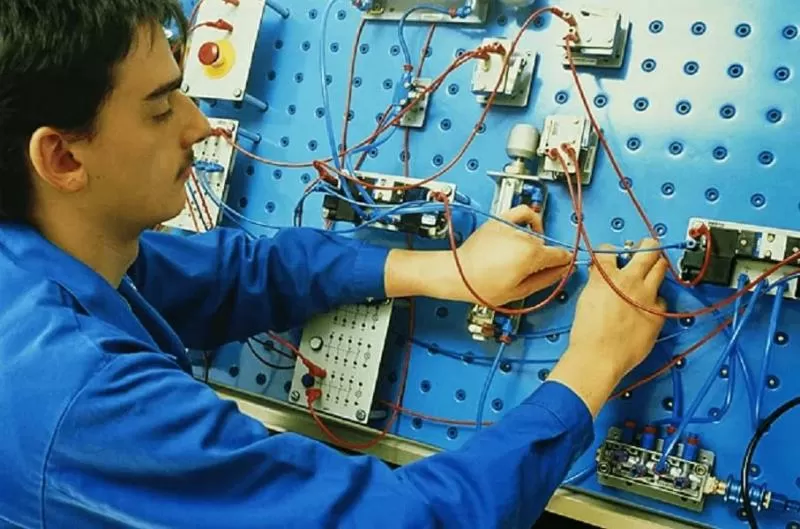 Ремонт и обслуживание телекоммуникационного оборудования и базовых станций в городе Тверь